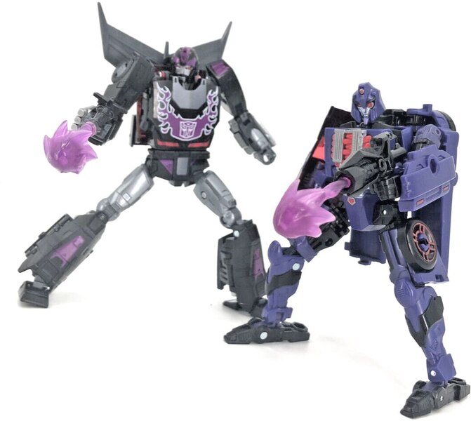 Image Of ShadowStriker Transformers Generations Legacy Evolution Velocitron Decepticon Toy  (12 of 15)